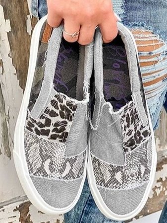 Noemi Óvistar Loaferar