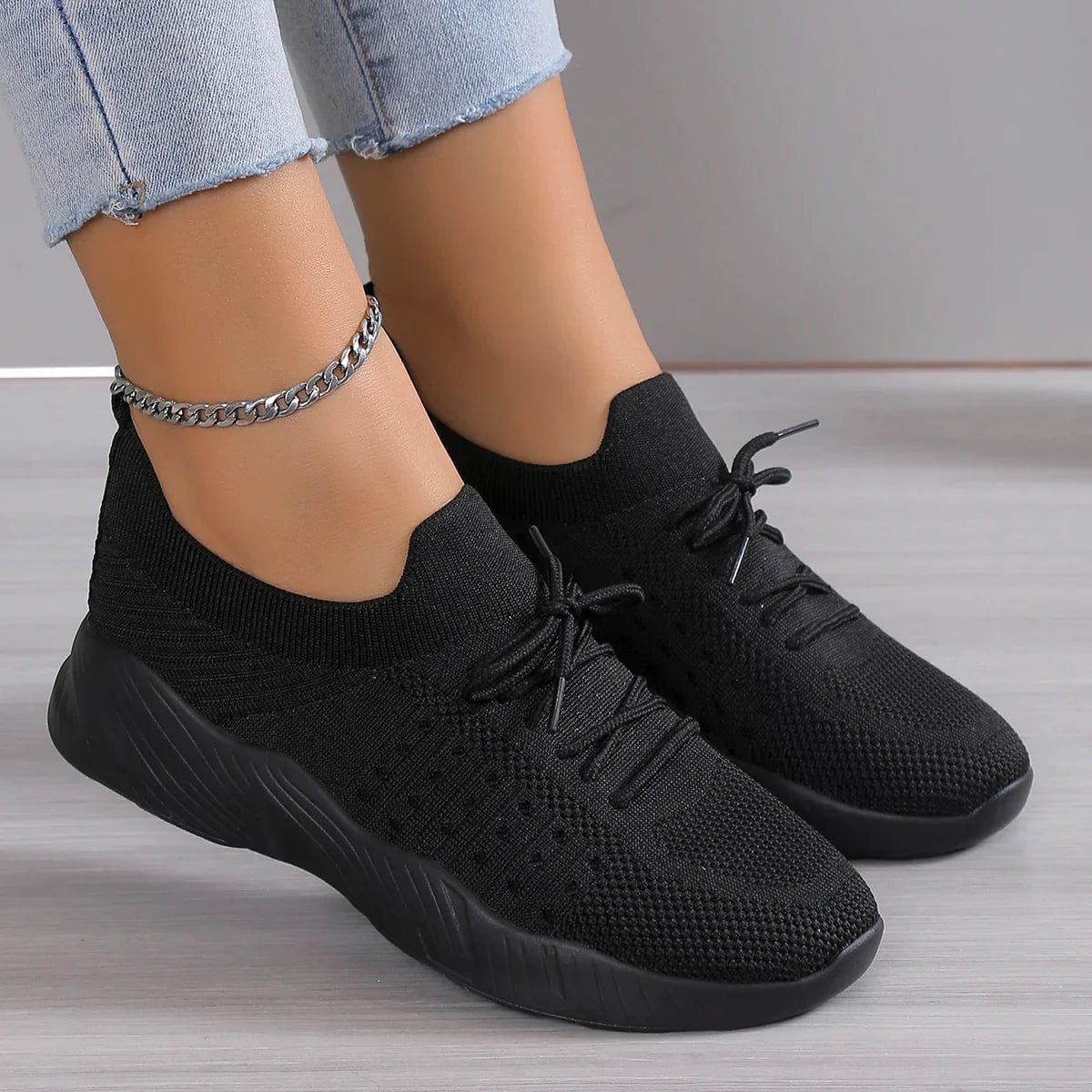 Soraya Sneakers