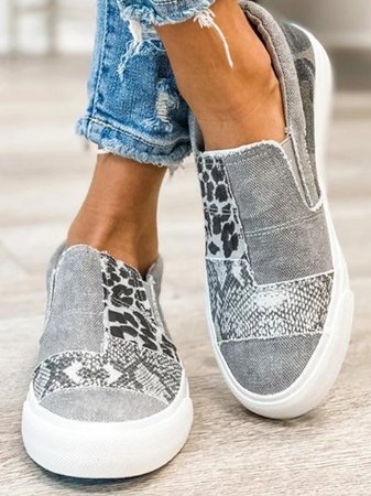 Noemi Óvistar Loaferar